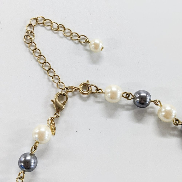 Avon Necklace - Picture 5 of 5